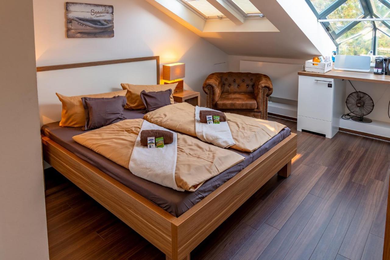 Seaside-Townhouse Aparthotel ทิมเมนดอร์เฟอร์ ชตรันด์ ภายนอก รูปภาพ