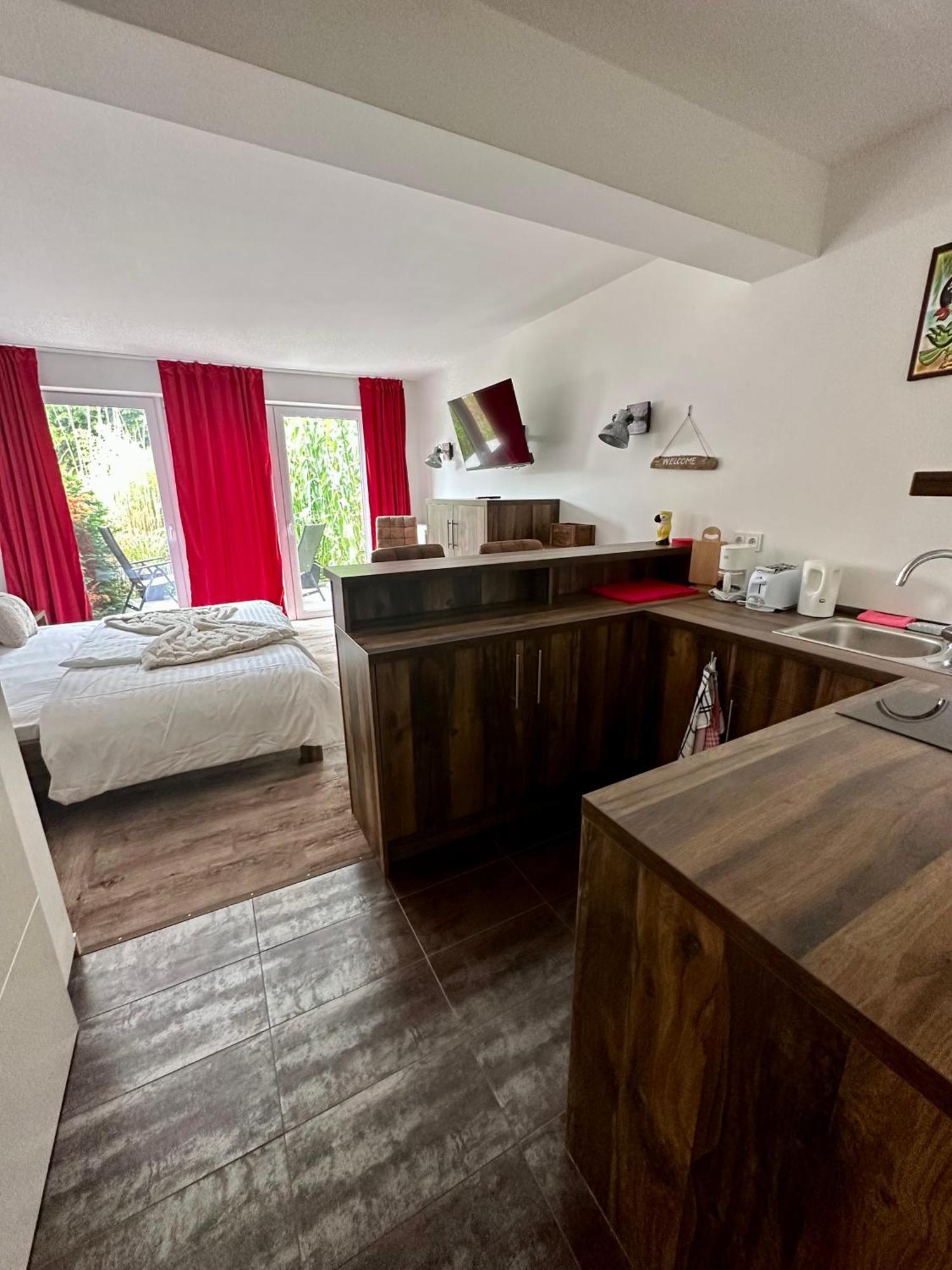 Seaside-Townhouse Aparthotel ทิมเมนดอร์เฟอร์ ชตรันด์ ภายนอก รูปภาพ
